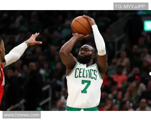 杰伦布朗：从新星崛起到NBA顶尖球员的奋斗历程与未来展望